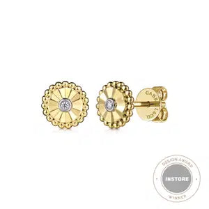 Diamond Cut - Stud Earrings