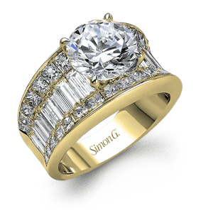 Engagement Ring in 18k Gold