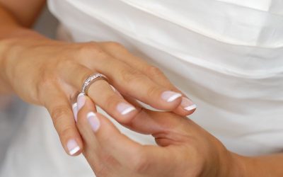 A Girl’s Best Friend: Our Favorite Diamond Bands For Women