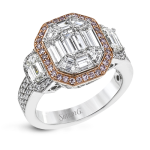 Engagement Ring in 18k Gold with Diamonds