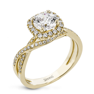 Engagement Ring in 18k Gold with Diamonds