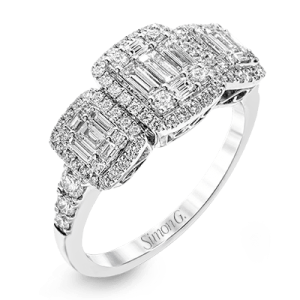Right Hand Ring in 18k Gold with Diamonds