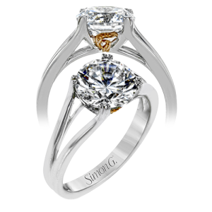 Engagement Ring in 18k Gold with Diamonds