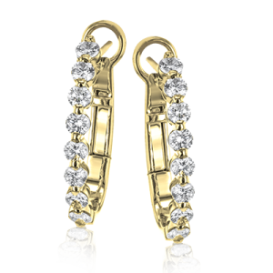 Hoop Earring in 18k Gold with Diamonds