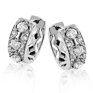 Hoop Earring in 18k Gold with Diamonds